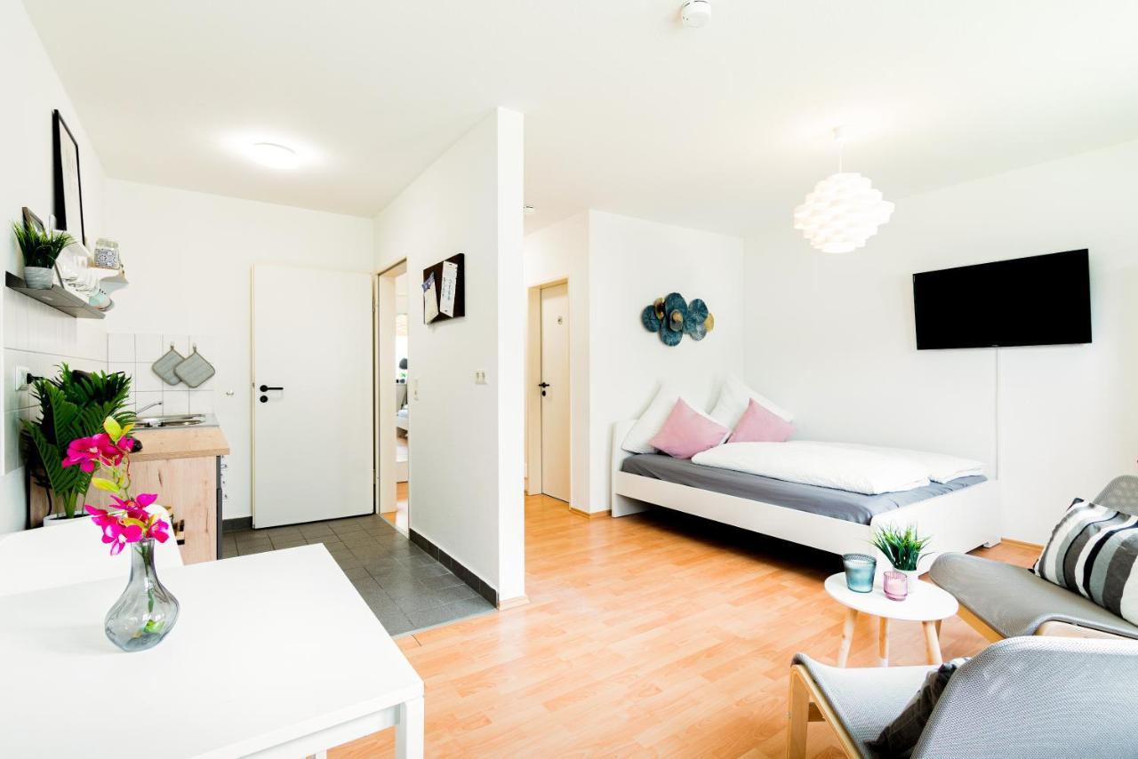 Helles Apartment In Top-Lage Mit Parkplatz Magdeburg Luaran gambar